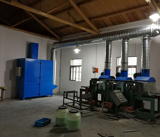 鋼板拋光粉塵集中收集除塵器