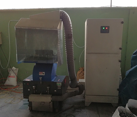 塑料粉碎機除塵器